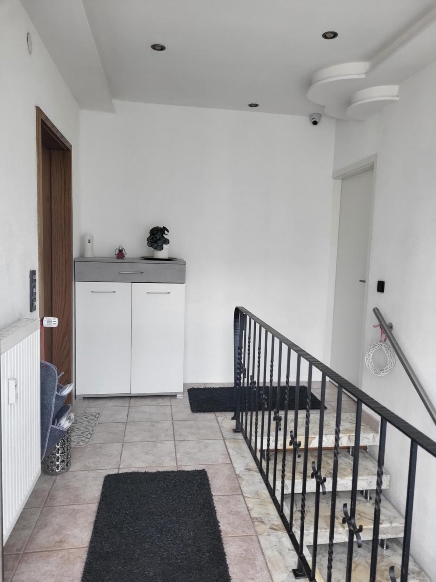 Lovely Oasis Apartment Schmelz Luaran gambar